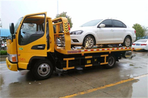 徐州附近拖车救援24小时服务热线